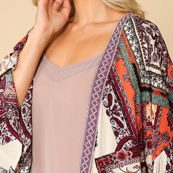 Vibrant border print ruffle sleeves kimono - Picture 5 of 8